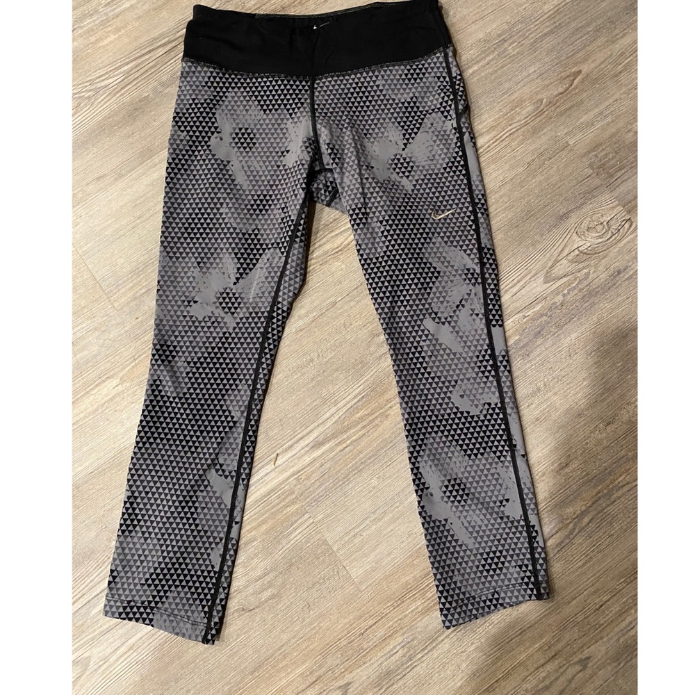 [Nike] Dri-Fit Capris
